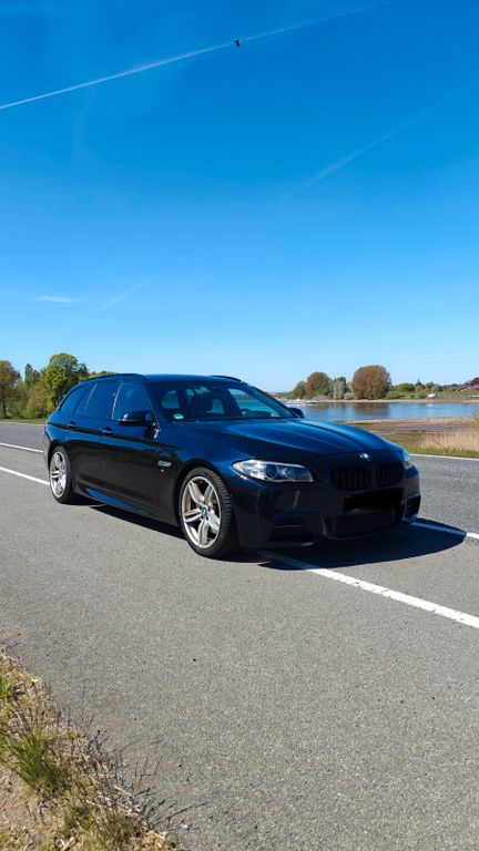 Image of BMW 530