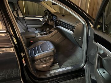 Volkswagen Touareg - 10