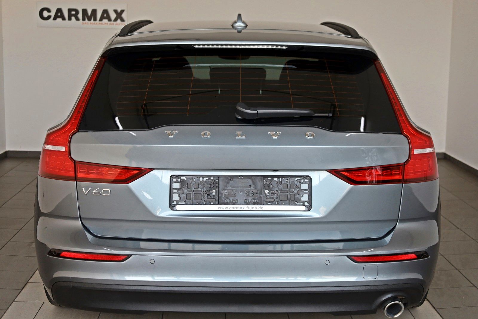Fahrzeugabbildung Volvo V60 Momentum Leder,Navi,LED,ACC,Kamera,SH,SR+WR