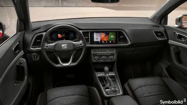 Fahrzeugabbildung SEAT Ateca FR Black Pack Panorama AHK - Juli 25