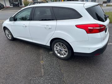 Ford Focus - 6