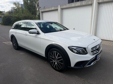 Mercedes E 220 - 3