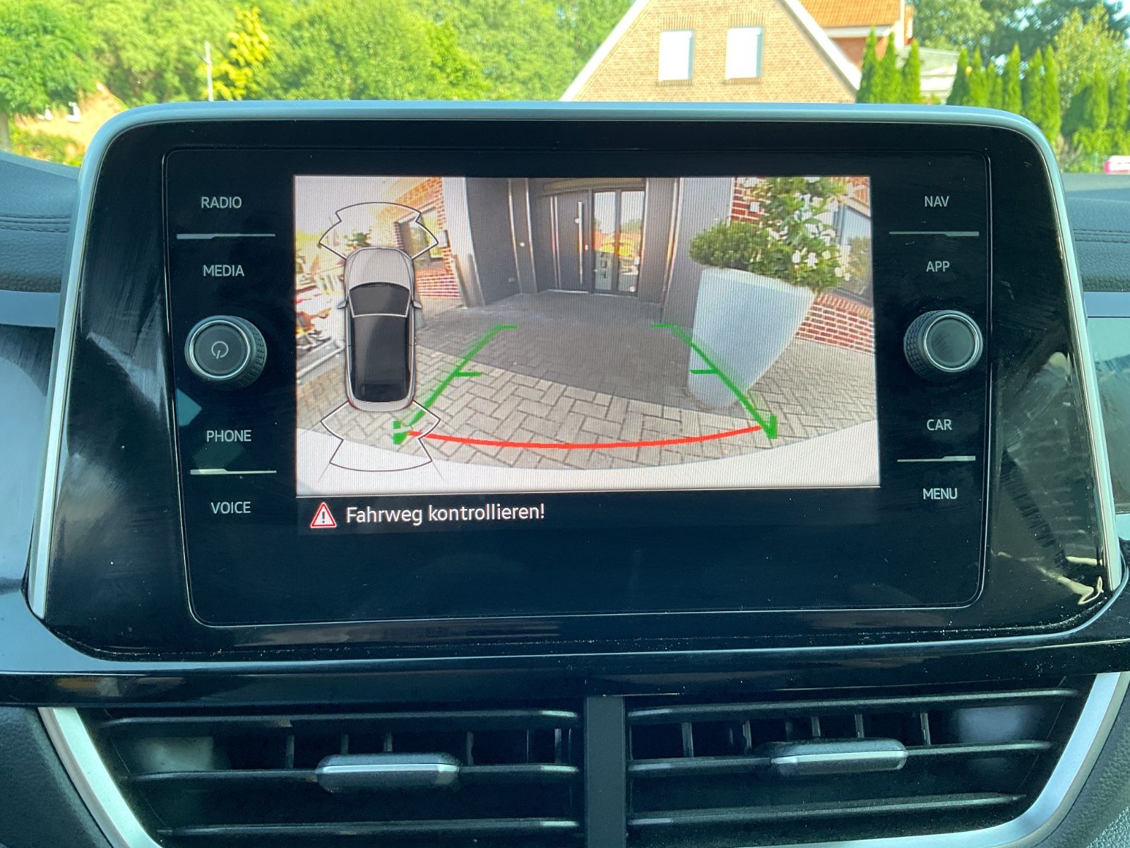 Fahrzeugabbildung Volkswagen T-Roc Cabriolet 1.5 TSI DSG R-Line,LED,ACC,Carpl