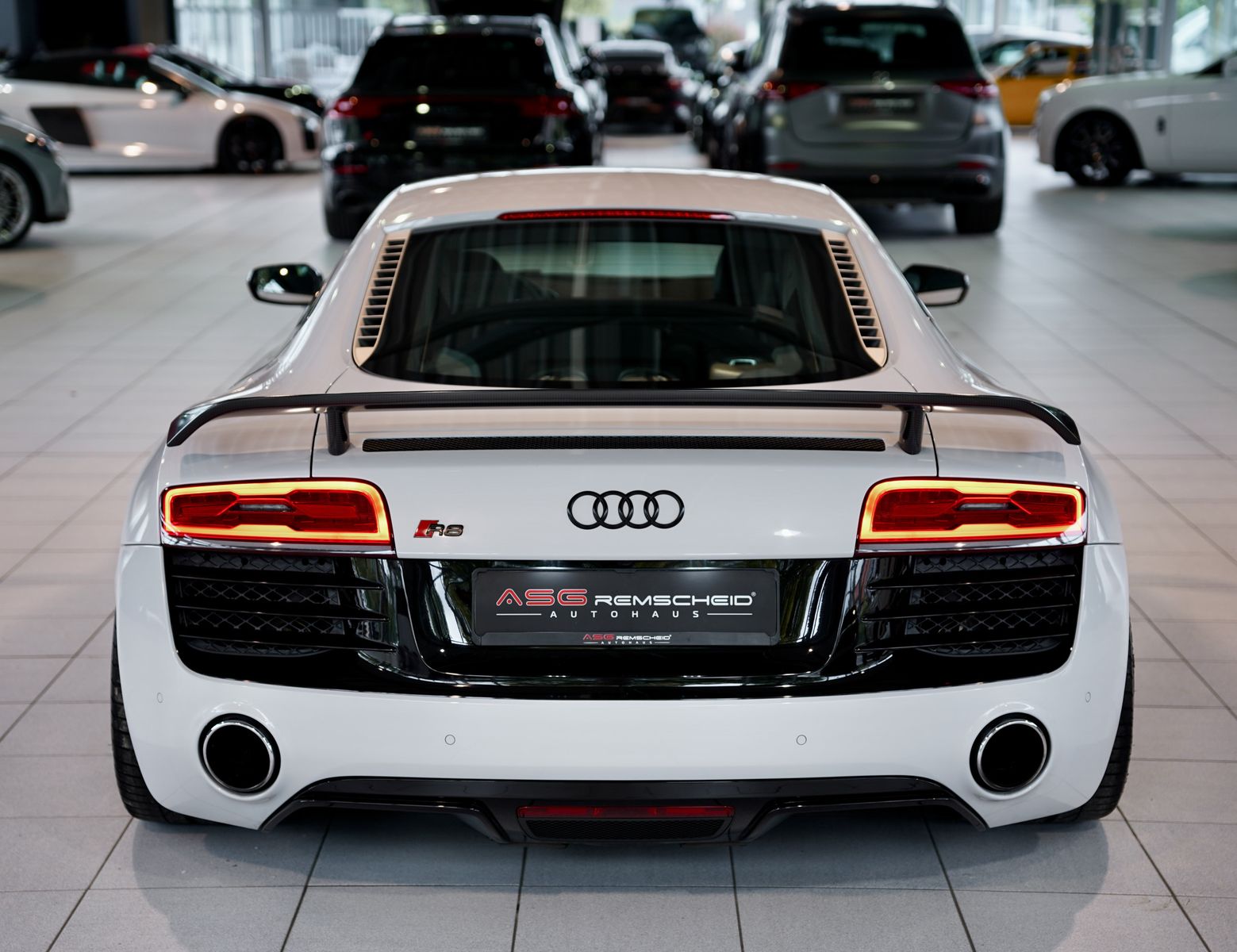 Audi R8