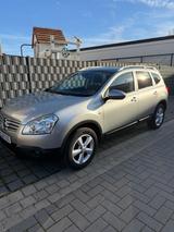 Nissan Qashqai+2 2.0 Benzin, Navi, Panorama, Allwetter - gebrauchte Nissan Qashqai+2 aus dem Jahr 2009