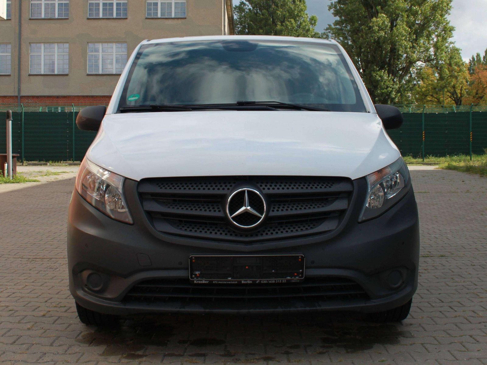 Mercedes Vito - 1