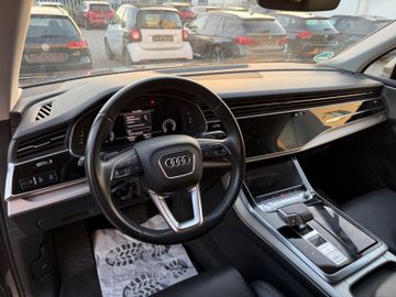 Audi Q7 - 12