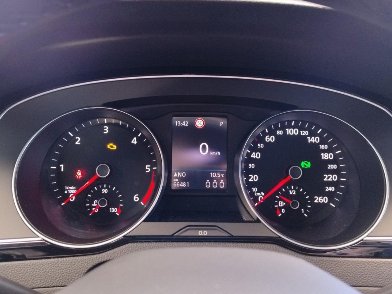 Passat Variant Business 2.0 TDI DSG Klima Navi