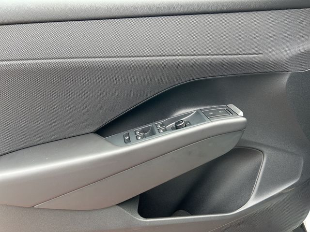 T-Roc Life 1.5 l eTSI 85 kW 116 PS 7-Gang-Doppel