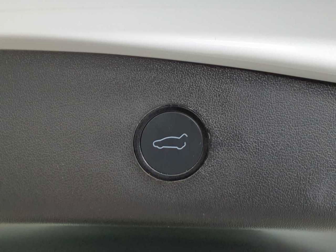 Tesla Model 3 Standard Reichweite Plus foto 16
