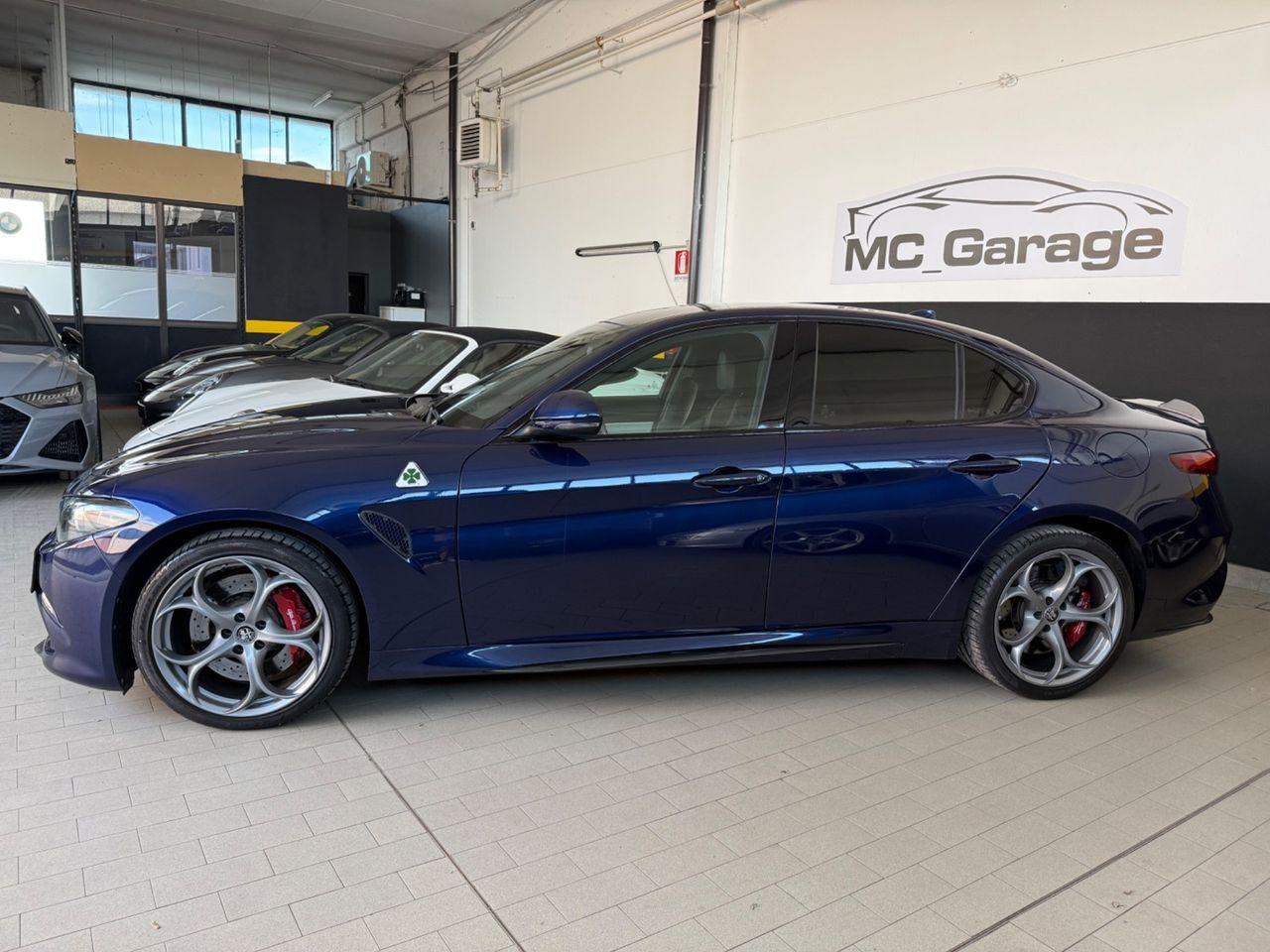 Alfa Romeo Guilia 2.9 V6 Bi-Turbo Quadrofoglio 510ch - Pack Carbone - Harman Kardon - Camera - Non fumeur