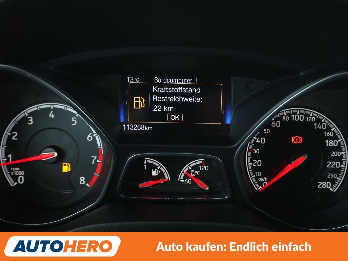 Ford Focus 2.0 EcoBoost ST*NAVI*XENON*TEMPO*CAM*PDC*