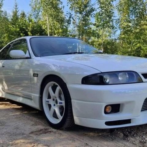 Nissan For sale ! Nissan Skylinne R33 gtst