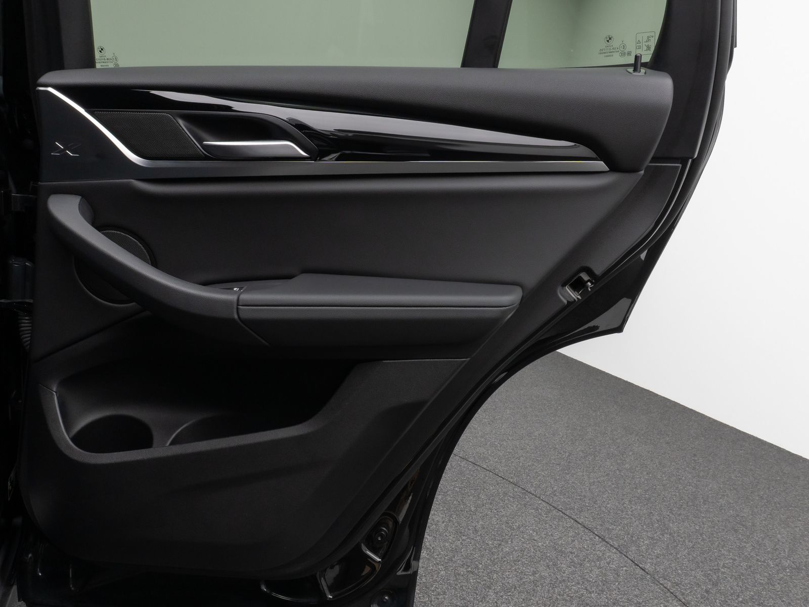 Fahrzeugabbildung BMW X3 xD30e DAB HiFi Kamera Leder Sportstz 18Zoll