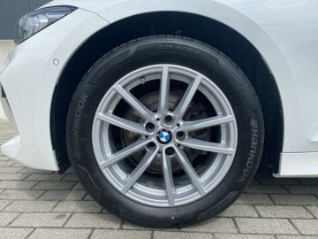 BMW 320 - 5