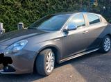 Alfa Romeo Giulietta 1.4 TB 16V MultiAir Turismo Turismo - Alfa Romeo in Duisburg