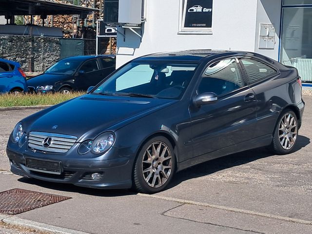 Mercedes-Benz C 220 C -Klasse Sportcoupe C 220 CDI * Navi/Pano