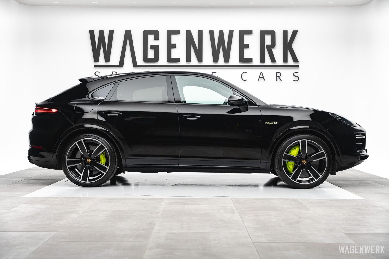 Porsche Cayenne Coupé Turbo S E-Hybrid MASSAGE AHV INNOD