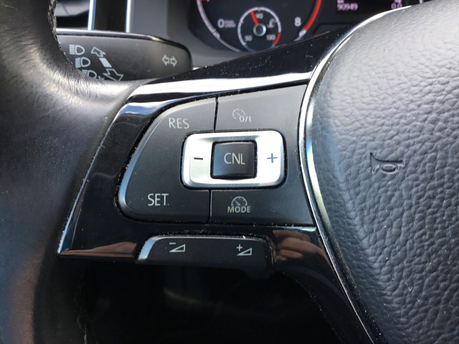 Fahrzeugabbildung Volkswagen Polo 1.0 TSI Highline+App-Connect+Sitzheizung
