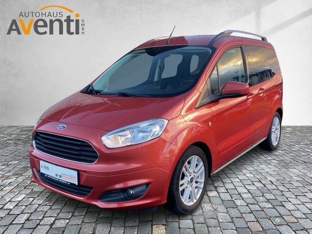 Ford Tourneo Courier 1.0 EcoBoost Titanium *SHZ*KAM*