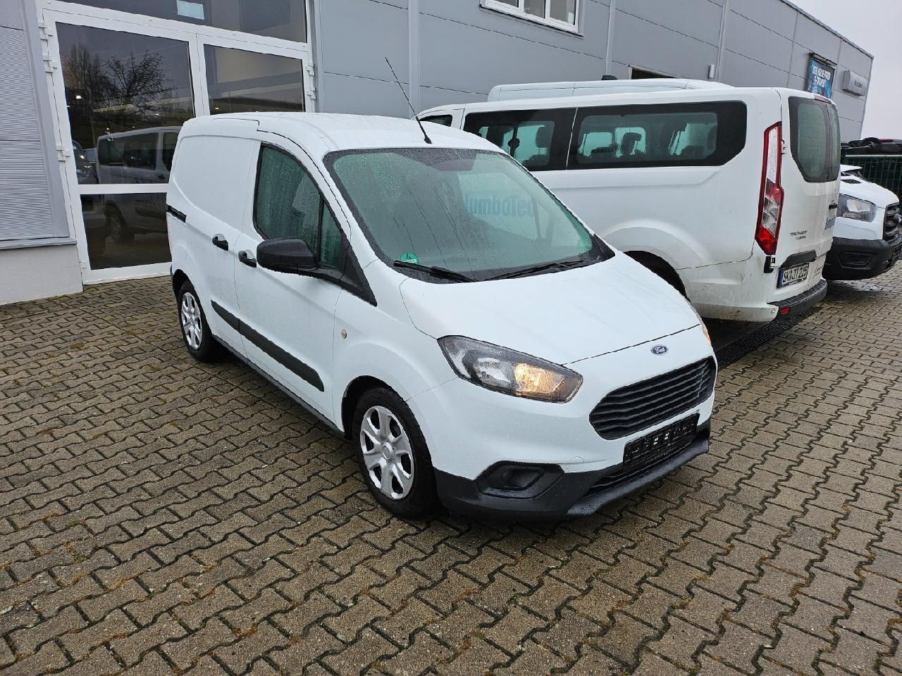 Fahrzeugabbildung Ford Transit Courier Trend
