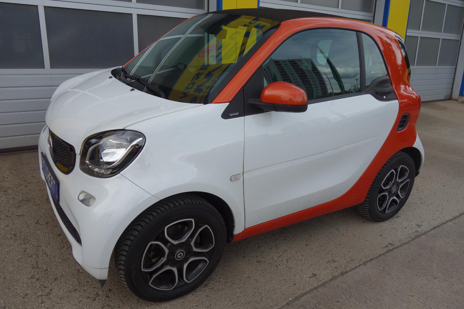 Smart ForTwo coupe Basis 52 kW*NAVI*SHZ*KLIMA