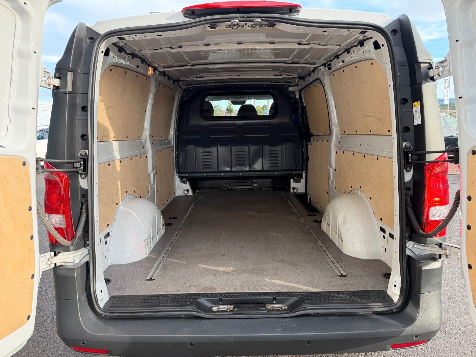 Fahrzeugabbildung Mercedes-Benz Vito 116 CDI Extral Klima Kamera Navi
