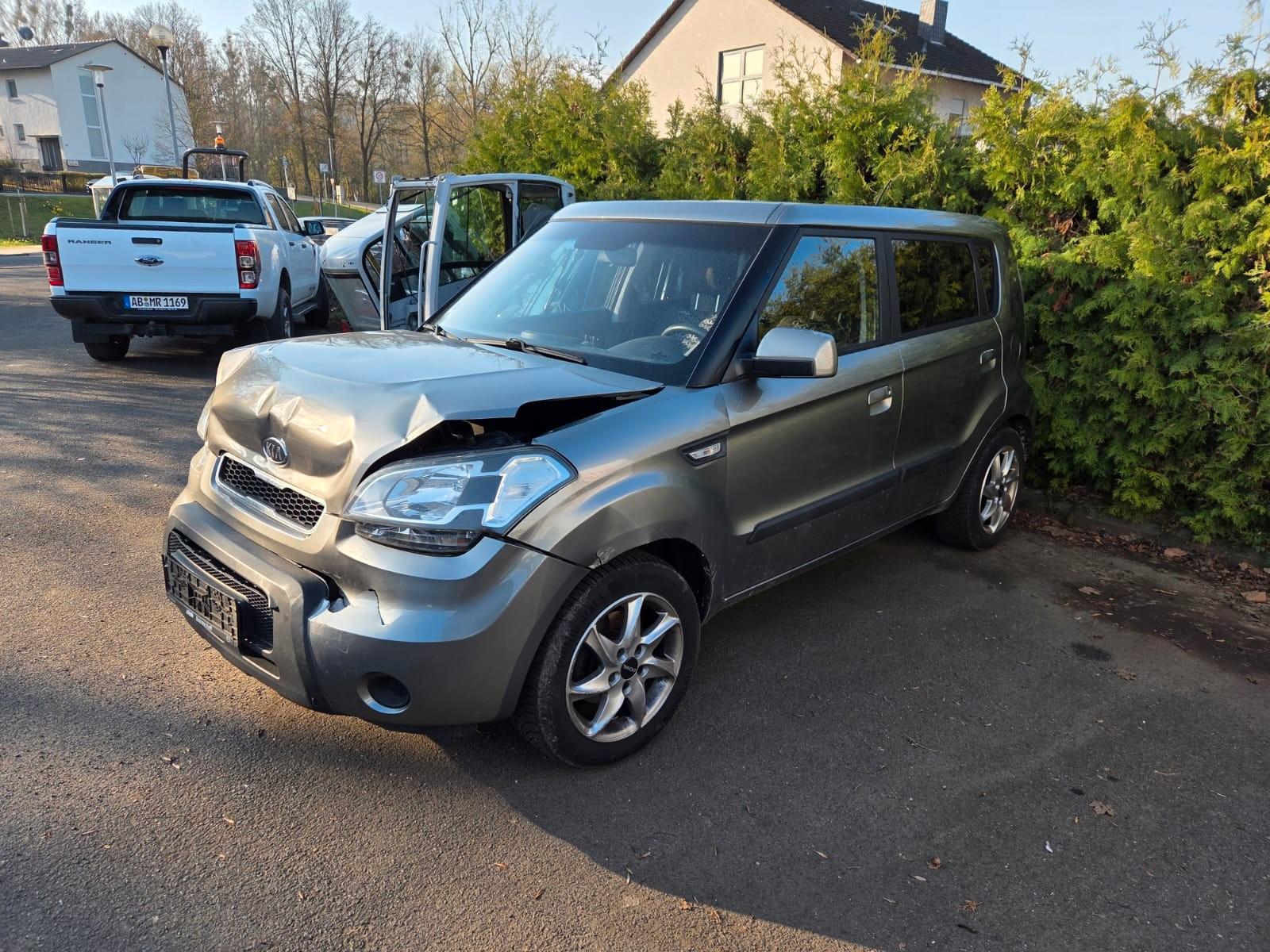 Kia Soul 2009 — вигляд ззаду
