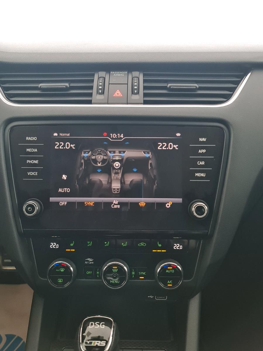 Skoda Octavia Combi RS, unfallfrei, Navi, Kamera, LED