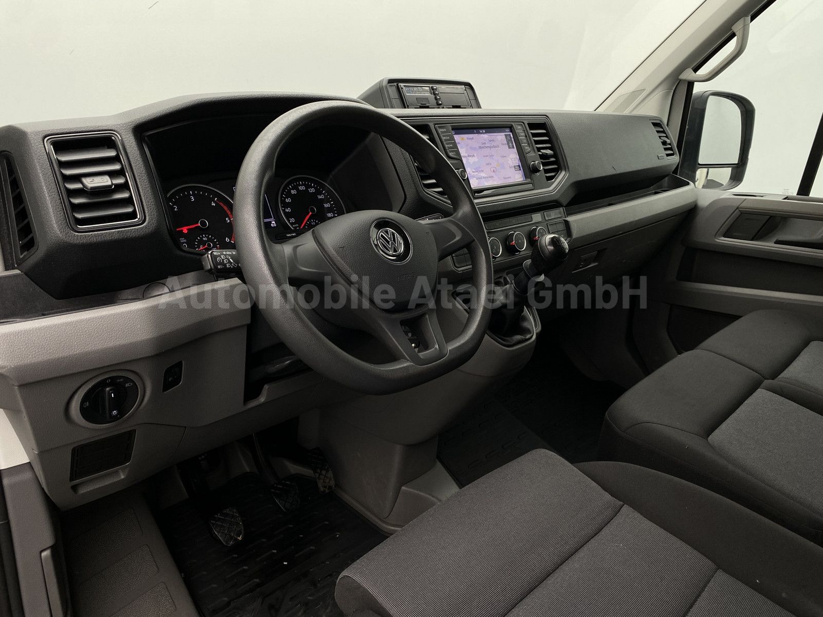 Fahrzeugabbildung Volkswagen Crafter 35 *MAXI* LBW+ KAMERA+ NAVI (8390)