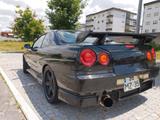 Nissan Skyline  - Nissan Skyline mit Benzin-Antrieb: Coupe