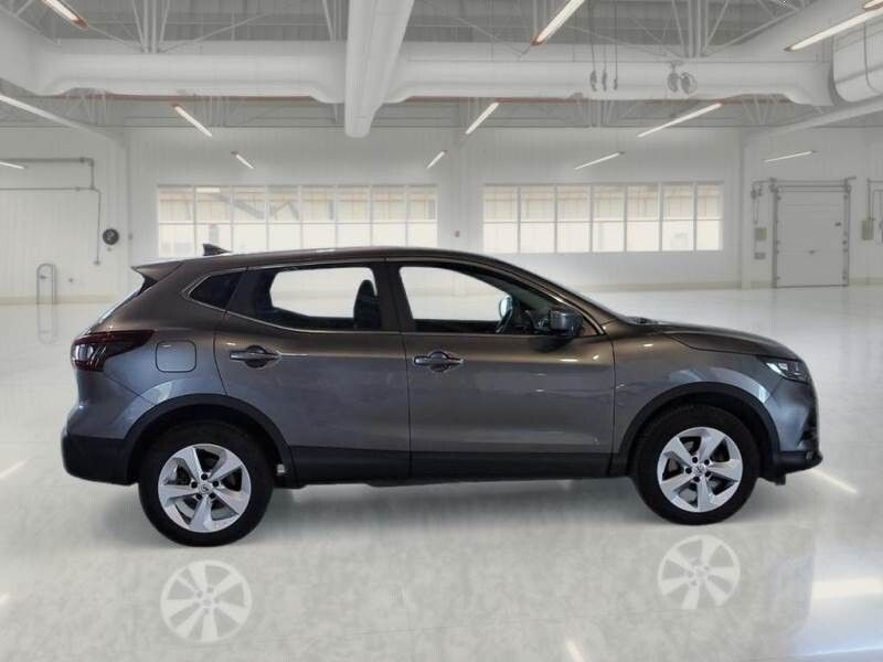 Nissan NISSAN QASHQAI 1300 DiG-T 140 cv Bussiness imagem 2