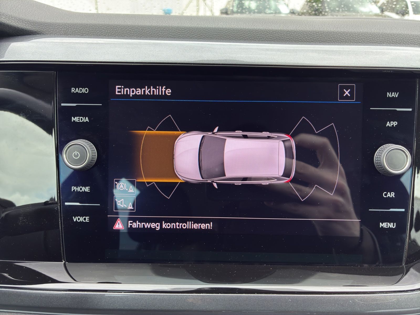Fahrzeugabbildung Volkswagen Polo TSI Style IQ.Light Navi ACC SHZ App-Connect