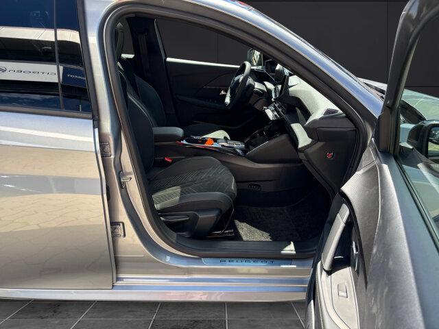 Peugeot 208 GT 145 +360°Kamera+Panorama-Dach+Navi+ACC+, миниатюра 13