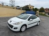 Peugeot 207 1.6 8V HDi 112CV CC Féline - Peugeot 207 mit Diesel-Antrieb: Cabrio