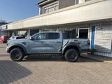 Ford Raptor - Ford Raptor mit Benzin-Antrieb: Automatik