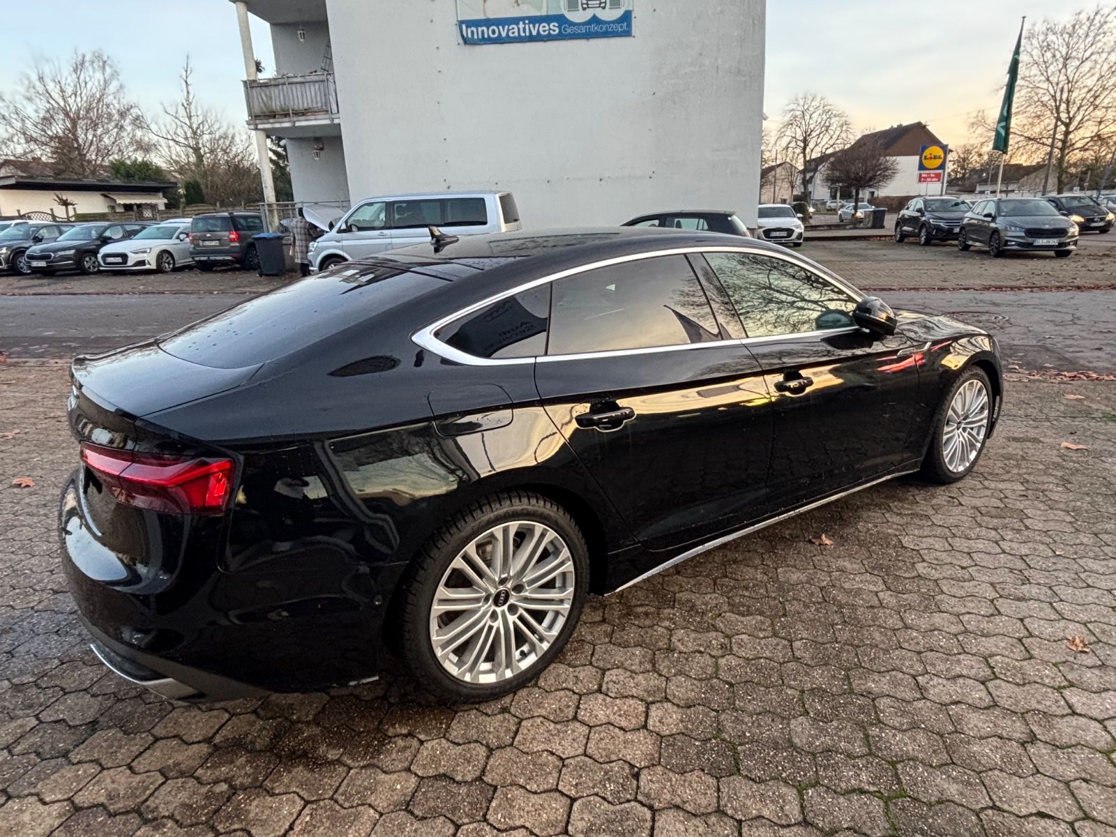 Fahrzeugabbildung Audi A5 Sportback 35 TFSI Sportpaket