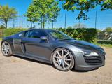 Audi R8 5.2 V10 FSI R tronic quattro - Audi R8: Alcantara