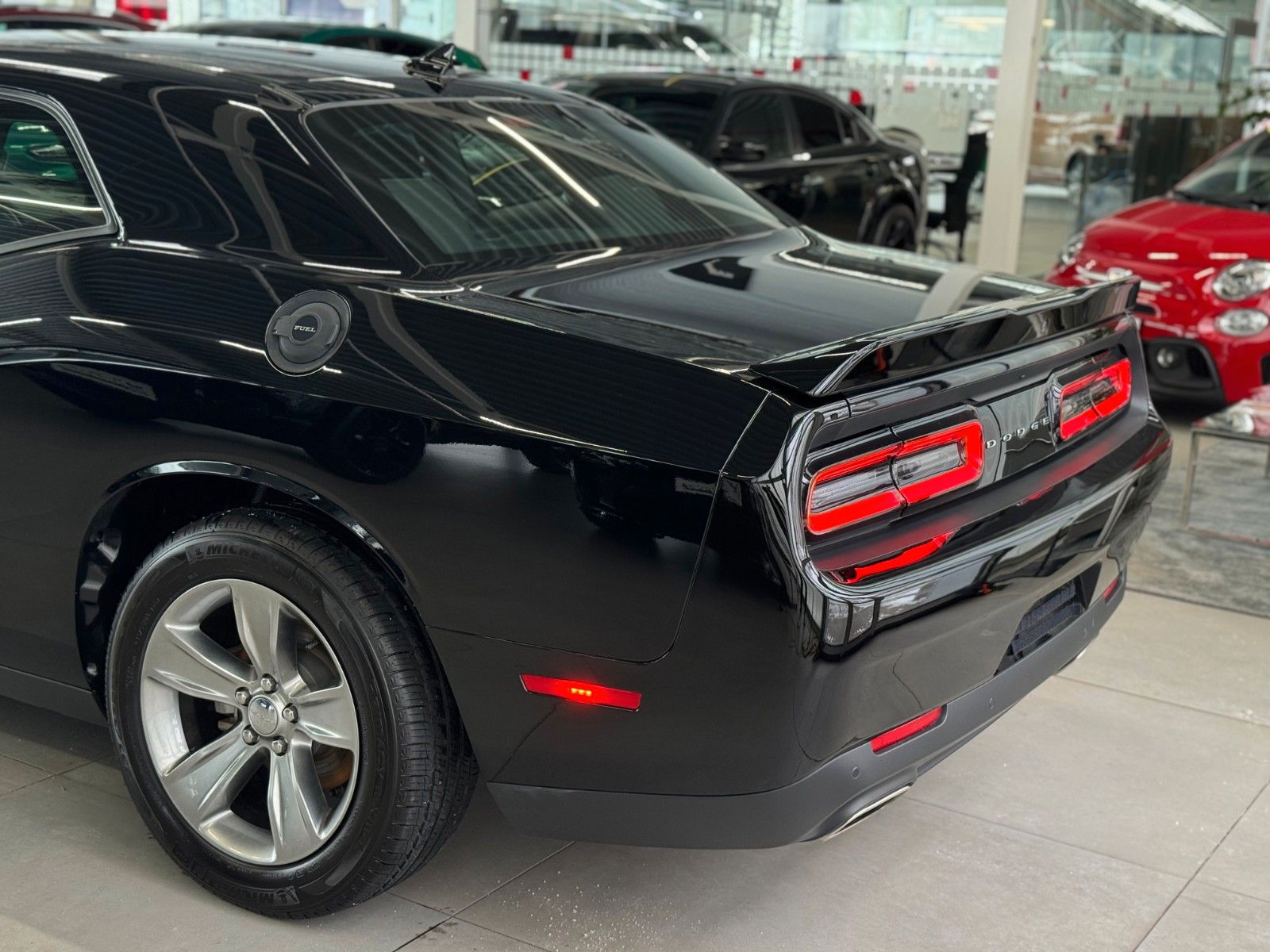 Fahrzeugabbildung Dodge Challenger SXT V6 Navi Carplay 1.Hand Unfallfrei