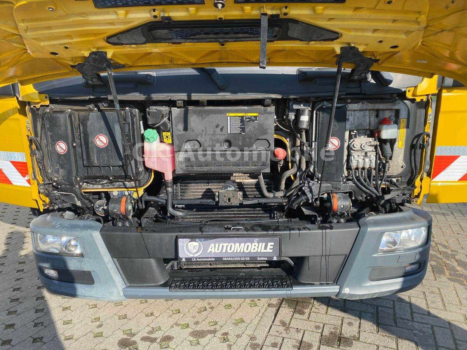 Fahrzeugabbildung MAN TGL 8.220 Kipper 7.5 Tonnen/3 Sitze/Klimaanlage