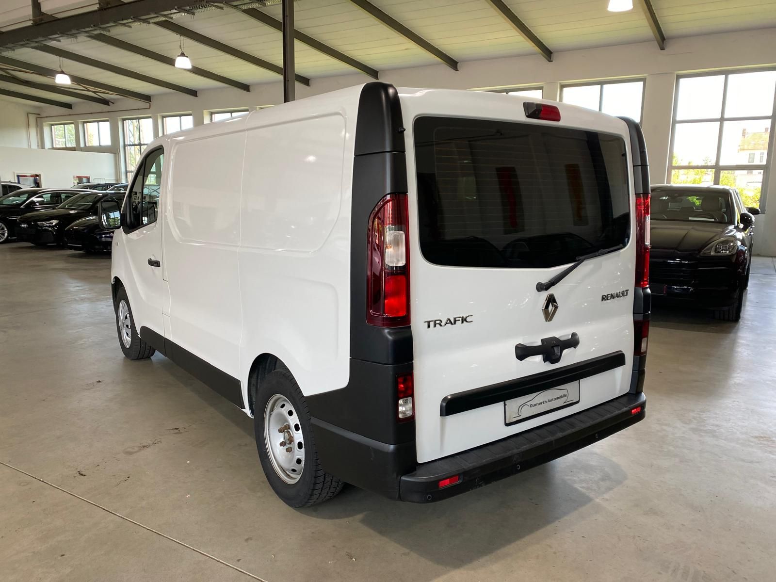 Fahrzeugabbildung Renault Trafic L1H1 2.0 dCi /Navi/Klima/2-Si/BOTT/SH/RFK