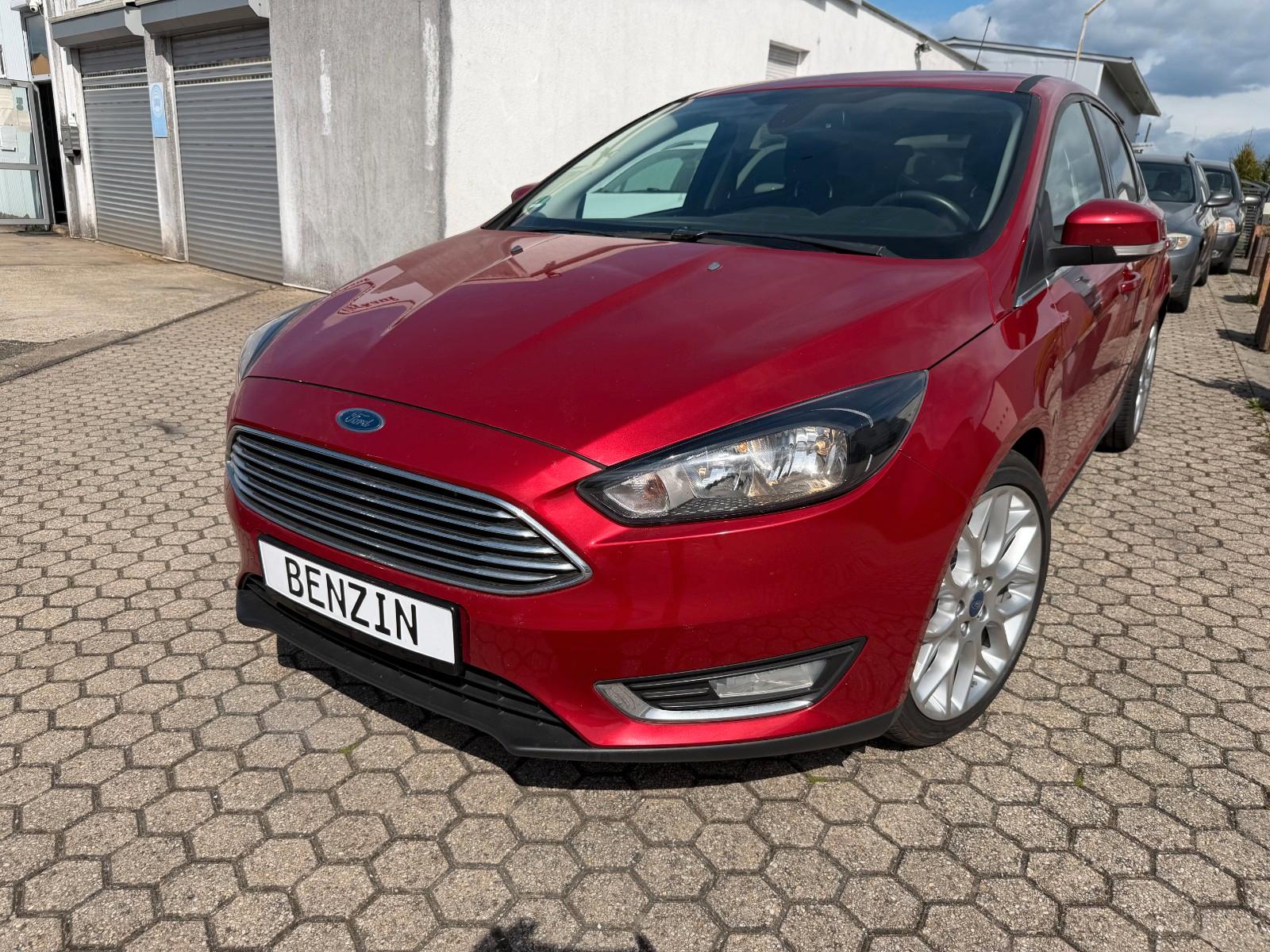 Ford Focus Lim.Titanium1,5 150 PS*NAVI*PDC*Scheckheft