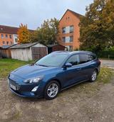 Ford Focus 1,0 EcoBoost 92kW Cool & Connect Turni...