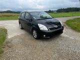 Toyota Corolla Verso 2.2-l-D-4D Executive *TÜV neu* - Toyota Corolla Verso: D4d
