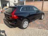 Volvo XC60 B4 Inscription AWD Leder,  Standheizung, - Volvo XC60: Geländewagen