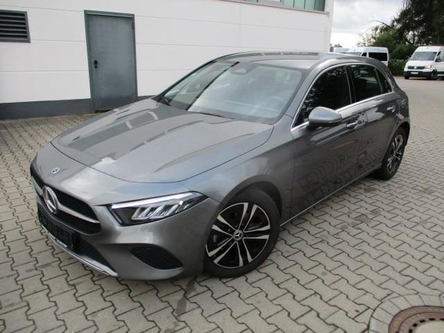 Mercedes-Benz A180 Progressive Kamera LED LRH Spurh. Totw. Nav