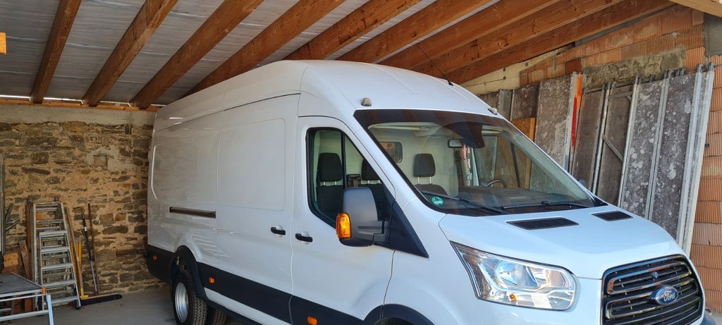 Image of Ford Transit