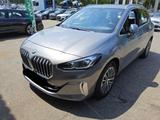 BMW 216i Active Tourer Luxury Line LED Navi RFK ACC - BMW 216 Active Tourer mit Benzin-Antrieb: Automatik