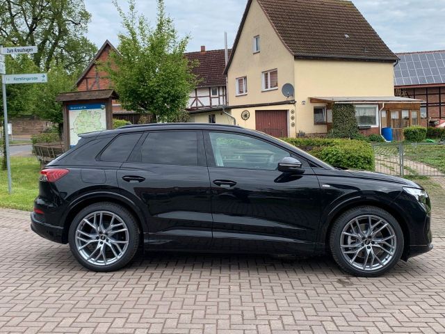 Audi Q4 40 e-tron 3x  S-Line  21" Optik Paket sofort