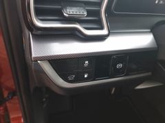 Fahrzeugabbildung Kia Sportage PHEV 1.6 T-GDI AWD AT GTL SND GD DW